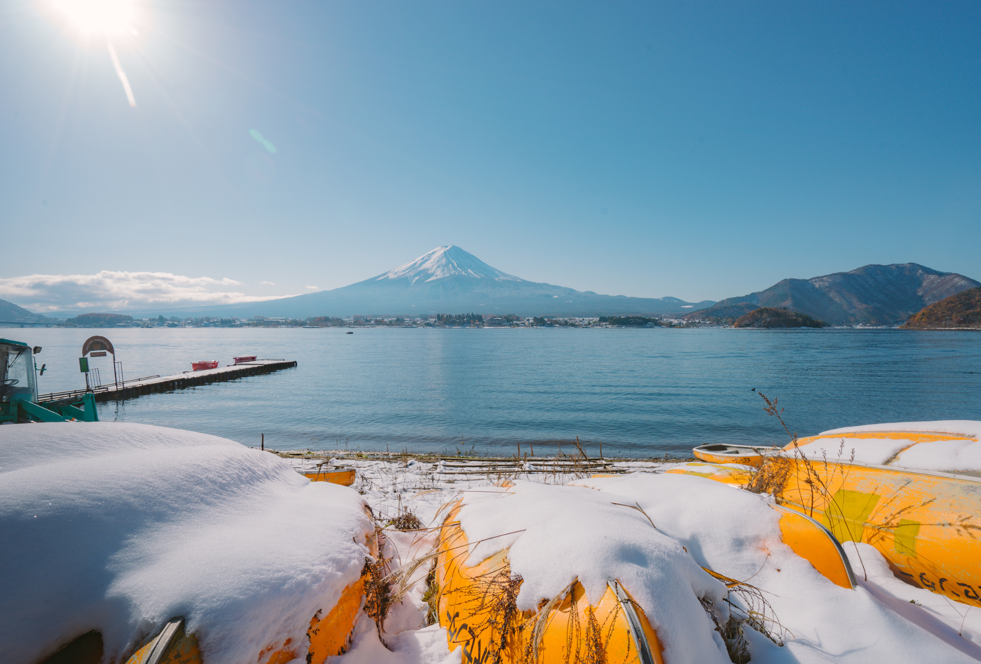 Vistas del lago Kawaguchiko en invierno