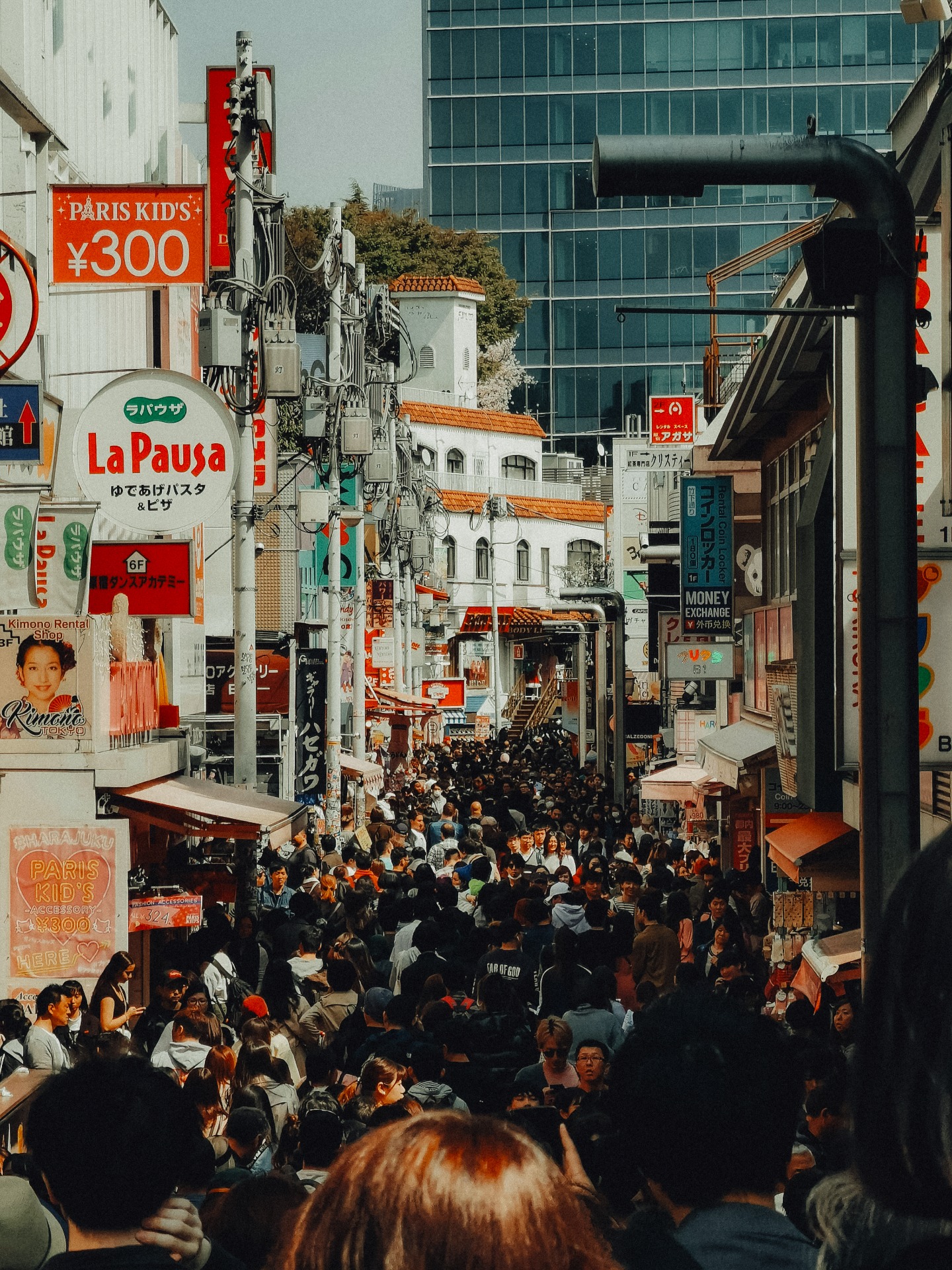 Hora punta en las calles de Harajuku