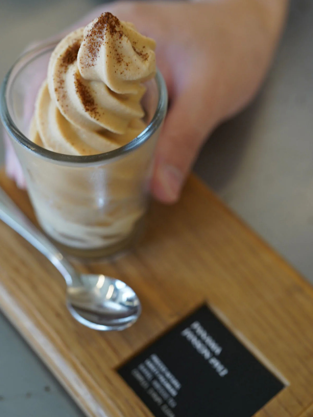 Detalle de un postre en Leaves Coffee Roasters