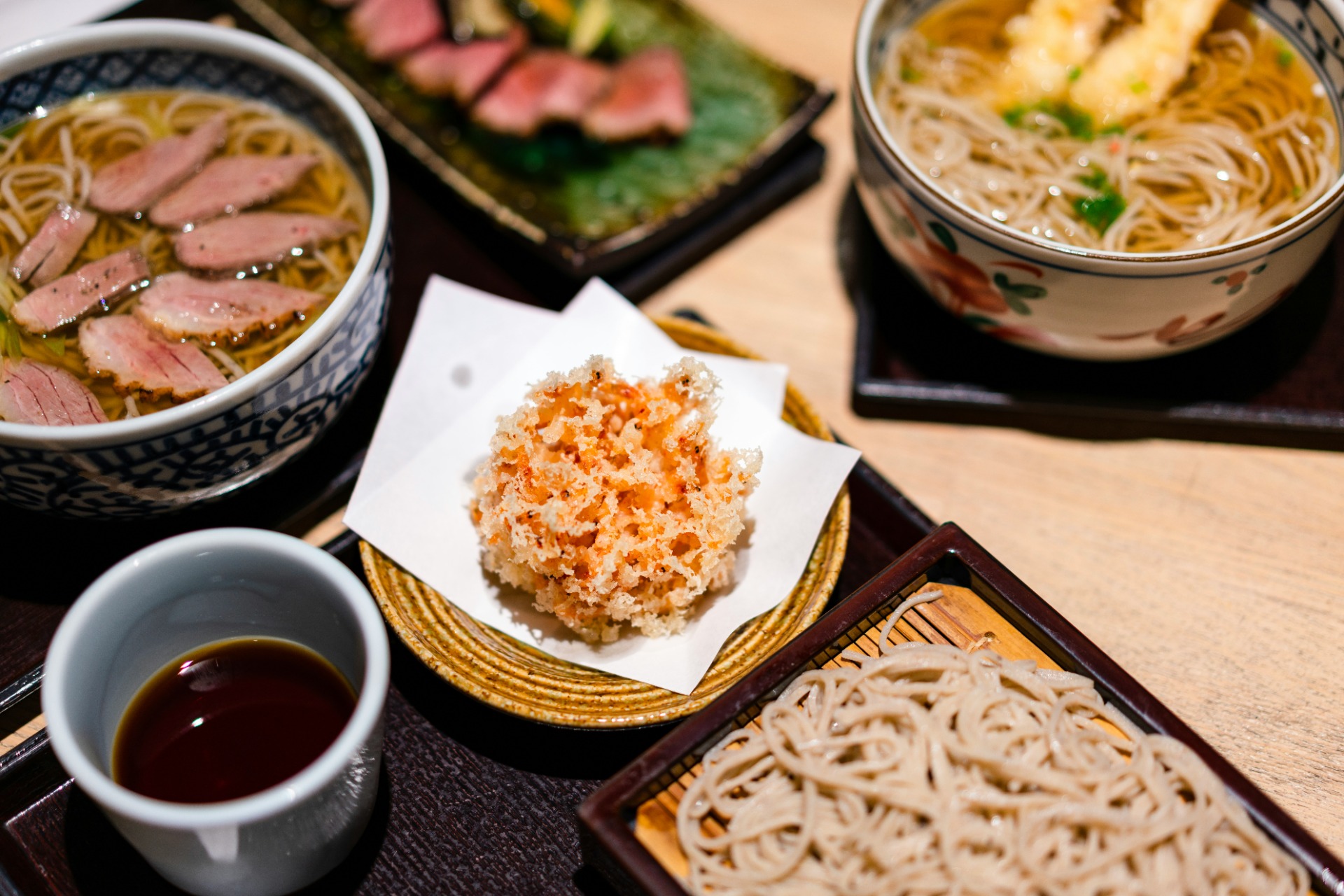Mesa de restaurante de soba