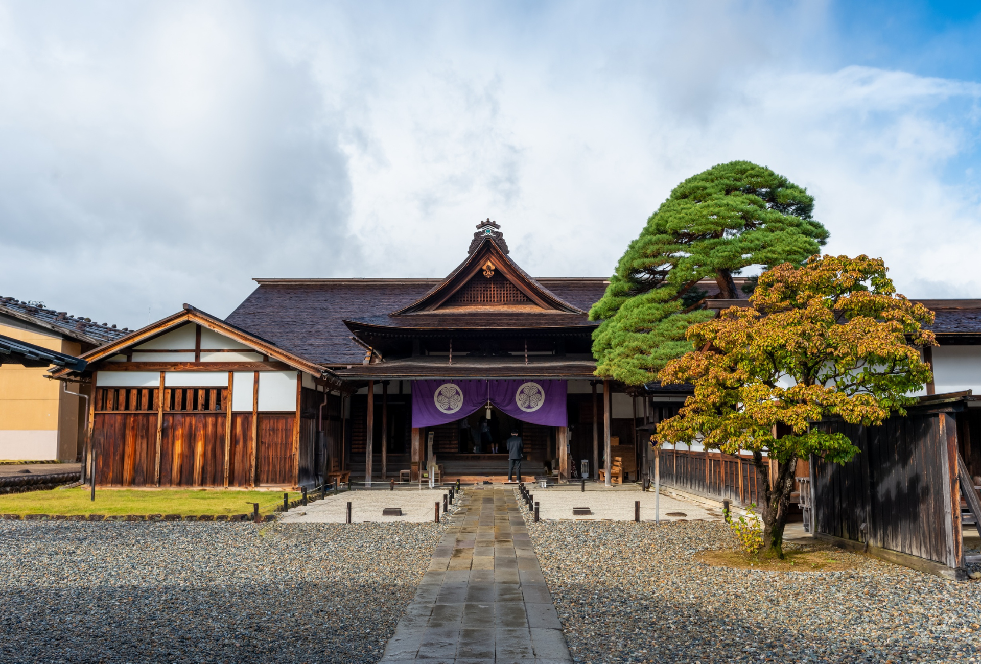 Takayama Jinya